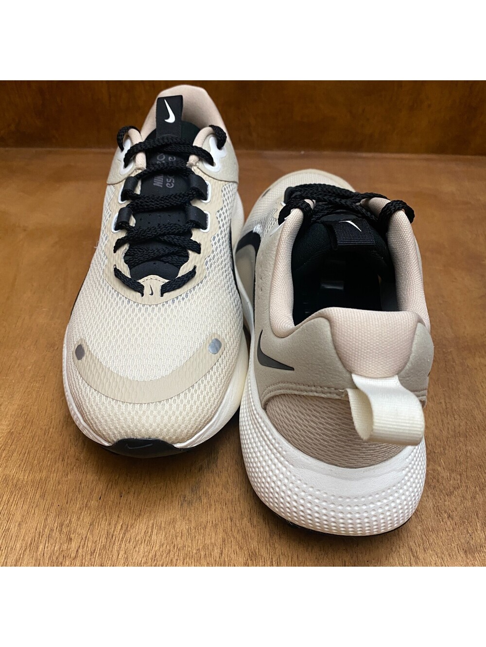 Nike React Escape Run 2 Shoes Women Sz 8 Sandrift Sail Beige Sneakers DJ9976-100 - Picture 6 of 15